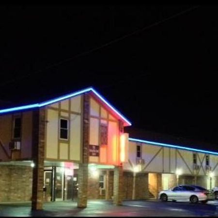 Economy Express Inn Henryetta Exterior photo